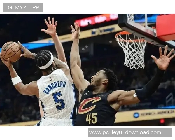 骑士在最后时刻逆转步行者展现惊人韧性与团队精神的精彩对决